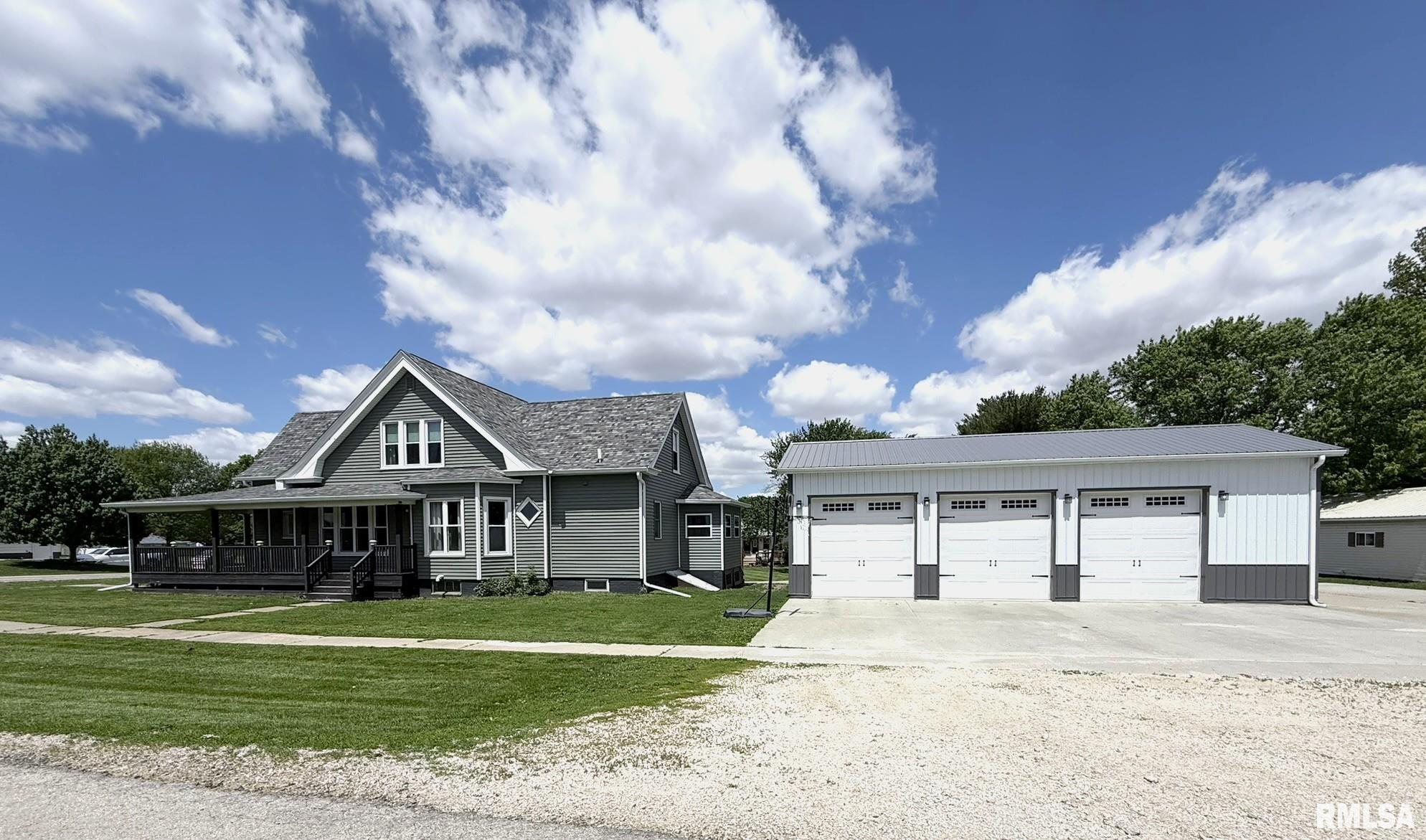 109 East West Street Oneida, IL 61467 - Photo 2 of 69