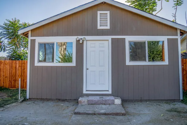 $259,999 | 1415 Avondale Avenue, Modesto, CA 95358