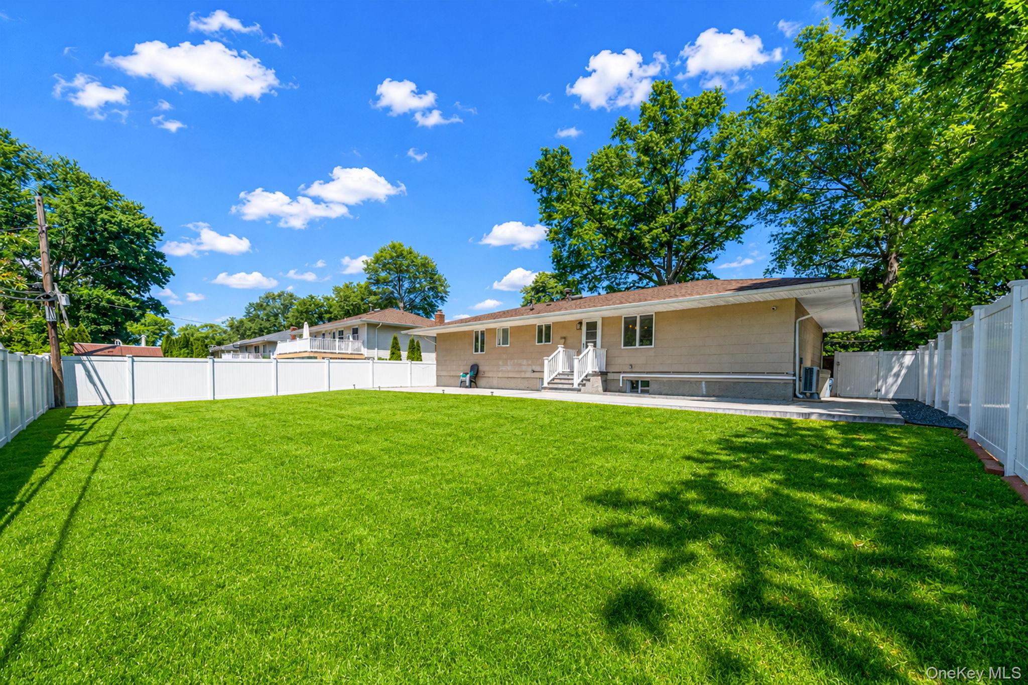 156 Wicks Road Commack, NY 11725 - Photo 28 of 35