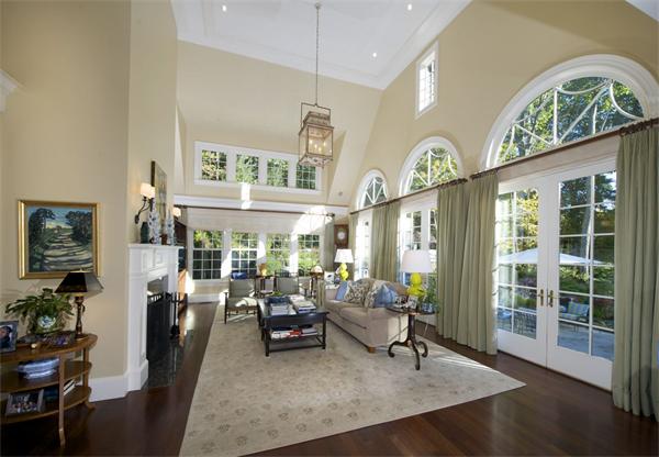 22 Pelham Road Weston, MA 02493 - Photo 14 of 25 Gallery Image 14