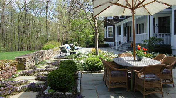 22 Pelham Road Weston, MA 02493 - Photo 22 of 25 Gallery Image 22