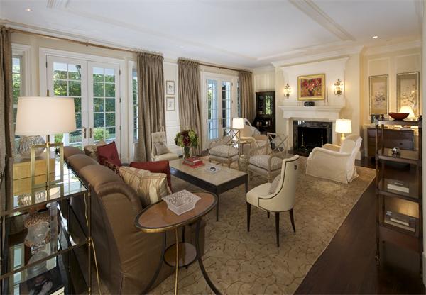 22 Pelham Road Weston, MA 02493 - Photo 10 of 25 Gallery Image 10