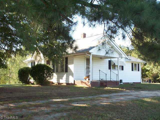 254 Wildlife Road Lexington, NC 27292 - Photo 1 of 5 Exterior Front. House