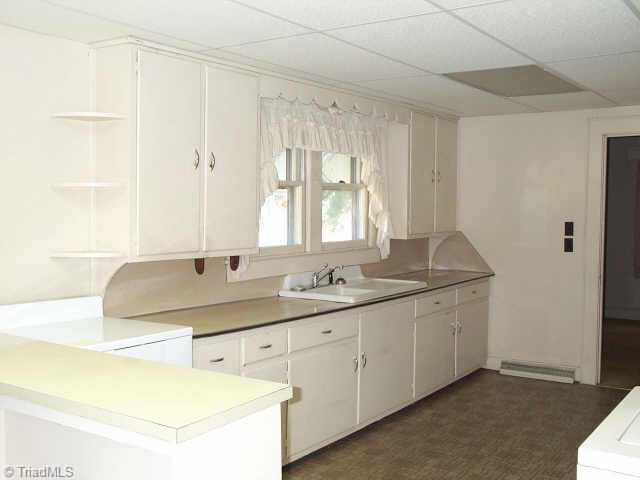 254 Wildlife Road Lexington, NC 27292 - Photo 3 of 5 Other. Kitchen