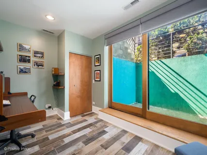$649,900 | 1649 West Ontario Street, Unit 1W, Chicago, IL 60622