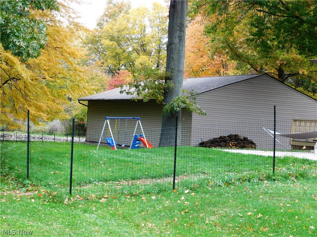 1330 High Bridge Road Vermilion, OH 44089 - Photo 3 of 30