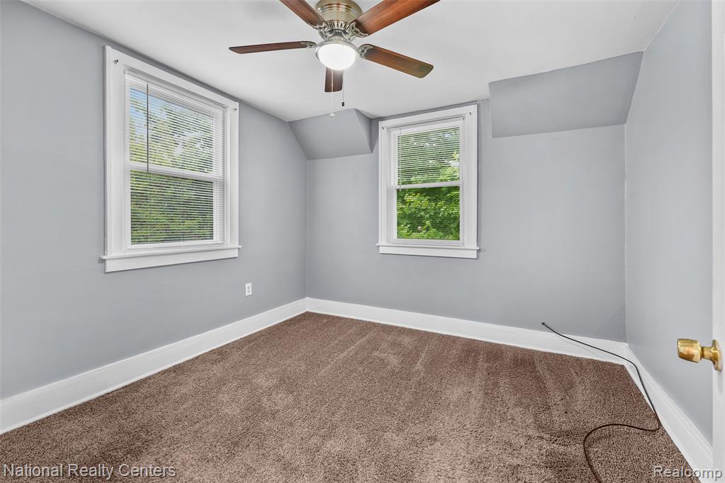 686 North Perry Street Pontiac, MI 48342 - Photo 16 of 26
