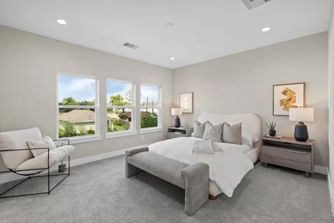 $319,900 | 5815 Highland Sun Lane, Houston, TX 77091