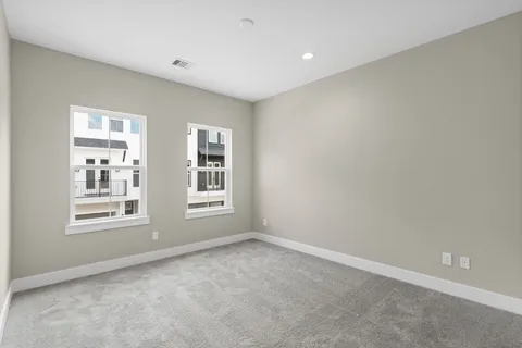 $319,900 | 5815 Highland Sun Lane, Houston, TX 77091