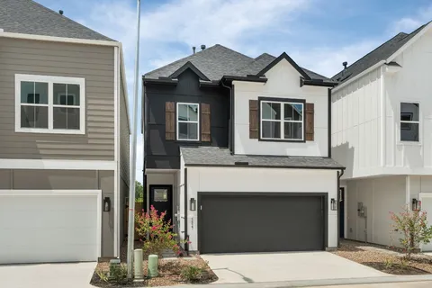$319,900 | 5815 Highland Sun Lane, Houston, TX 77091
