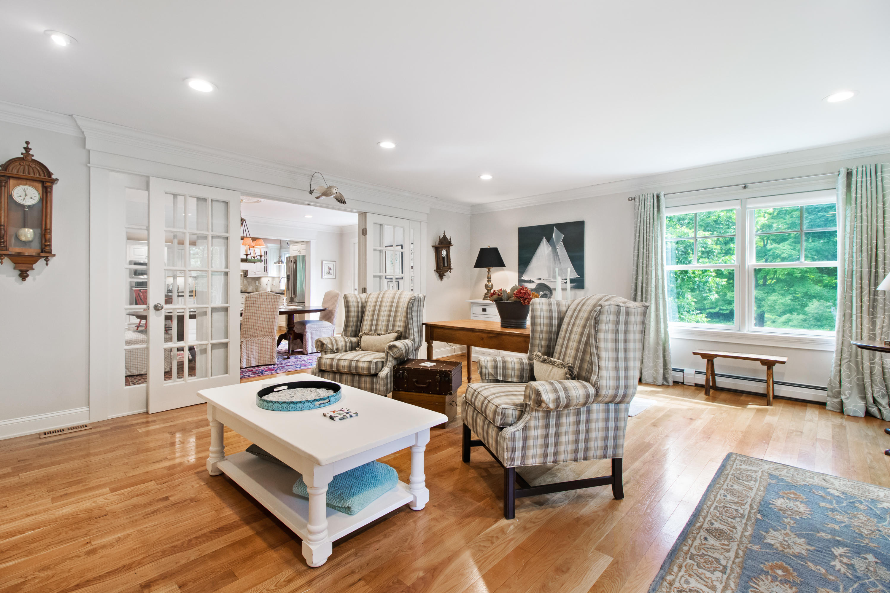 35 Pepperrell Road Kittery, ME 03905 - Photo 5 of 50 front living room