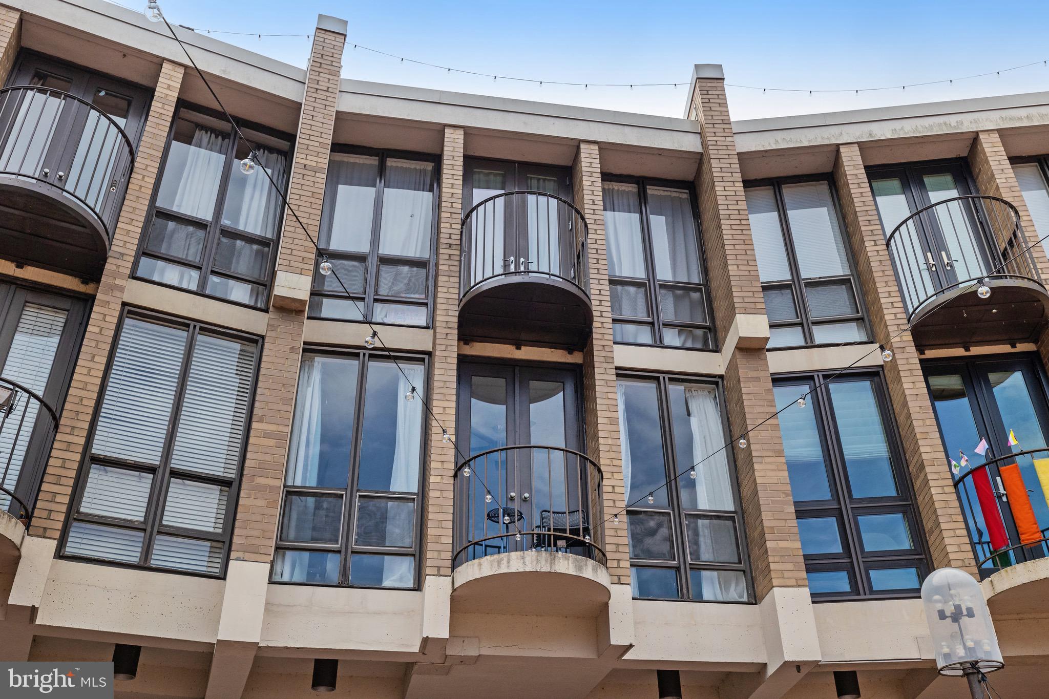 1648 Chimney House Road, Unit 1648 Reston, VA 20190 - Photo 3 of 42 Gallery Image 3
