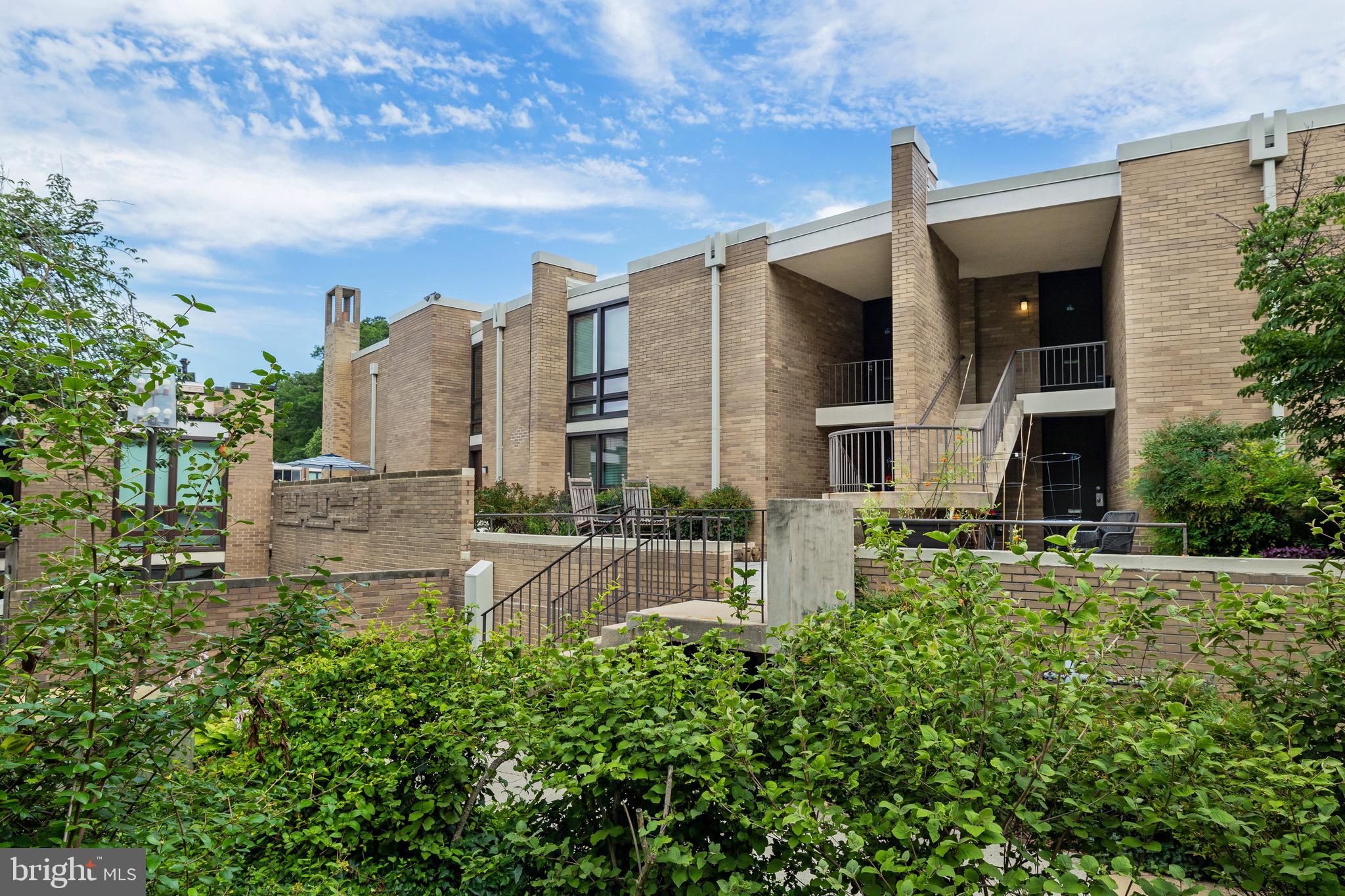 1648 Chimney House Road, Unit 1648 Reston, VA 20190 - Photo 36 of 42 Gallery Image 36