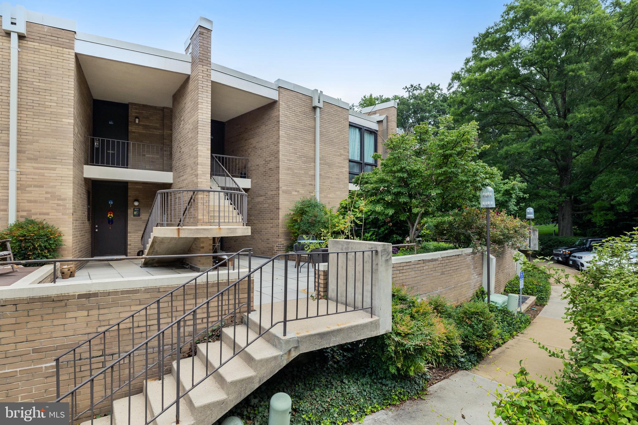 1648 Chimney House Road, Unit 1648 Reston, VA 20190 - Photo 37 of 42 Gallery Image 37
