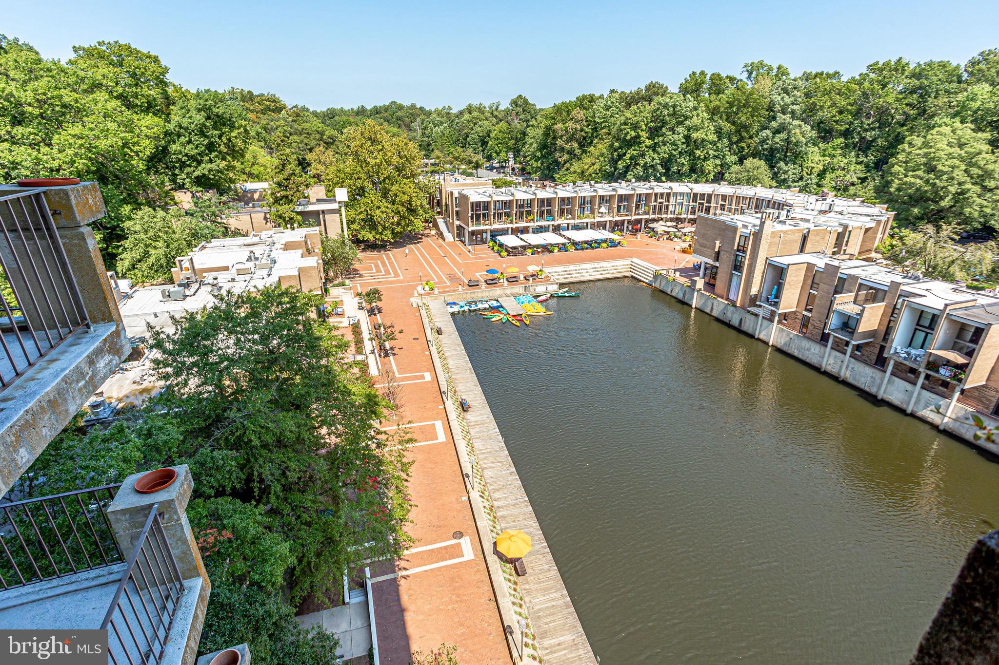 1648 Chimney House Road, Unit 1648 Reston, VA 20190 - Photo 41 of 42 Gallery Image 41