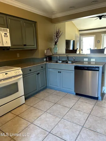 $335,000 | 119 Chestnut Street, Unit 64, Oxford, MS 38655