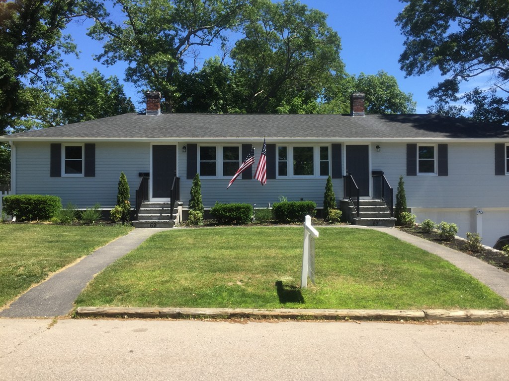 67-69 Rhodes Circle Hingham, MA 02043 - Photo 2 of 17 Gallery Image 2