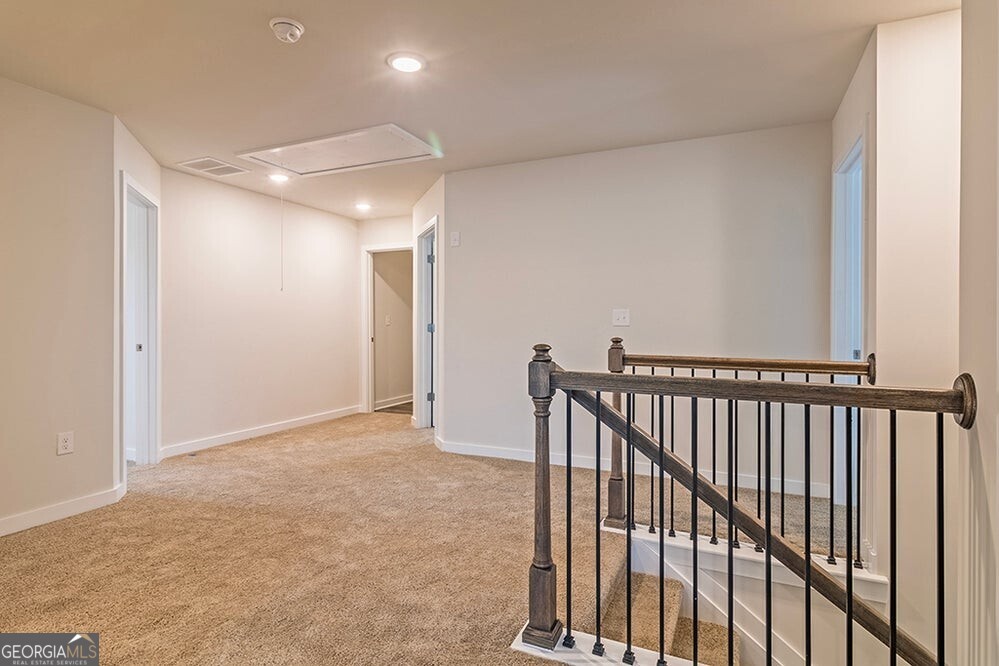 148 Post Oak Drive, Unit 139 Jackson, GA 30233 - Photo 21 of 24 a view of a hallway