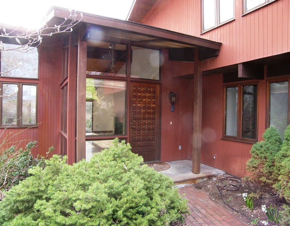 314 River Road Carlisle, MA 01741 - Photo 2 of 22 Gallery Image 2