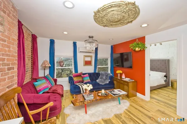 $2,700 | Undisclosed Address, New Haven, CT 06511