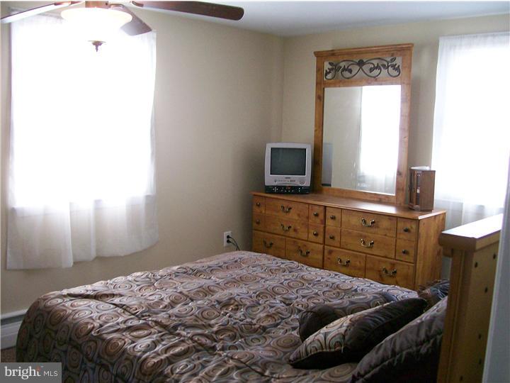 305 Rolling Creek Road Swarthmore, PA 19081 - Photo 17 of 25 Bedroom - Main