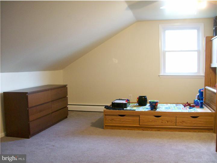 305 Rolling Creek Road Swarthmore, PA 19081 - Photo 22 of 25 Bedroom 3