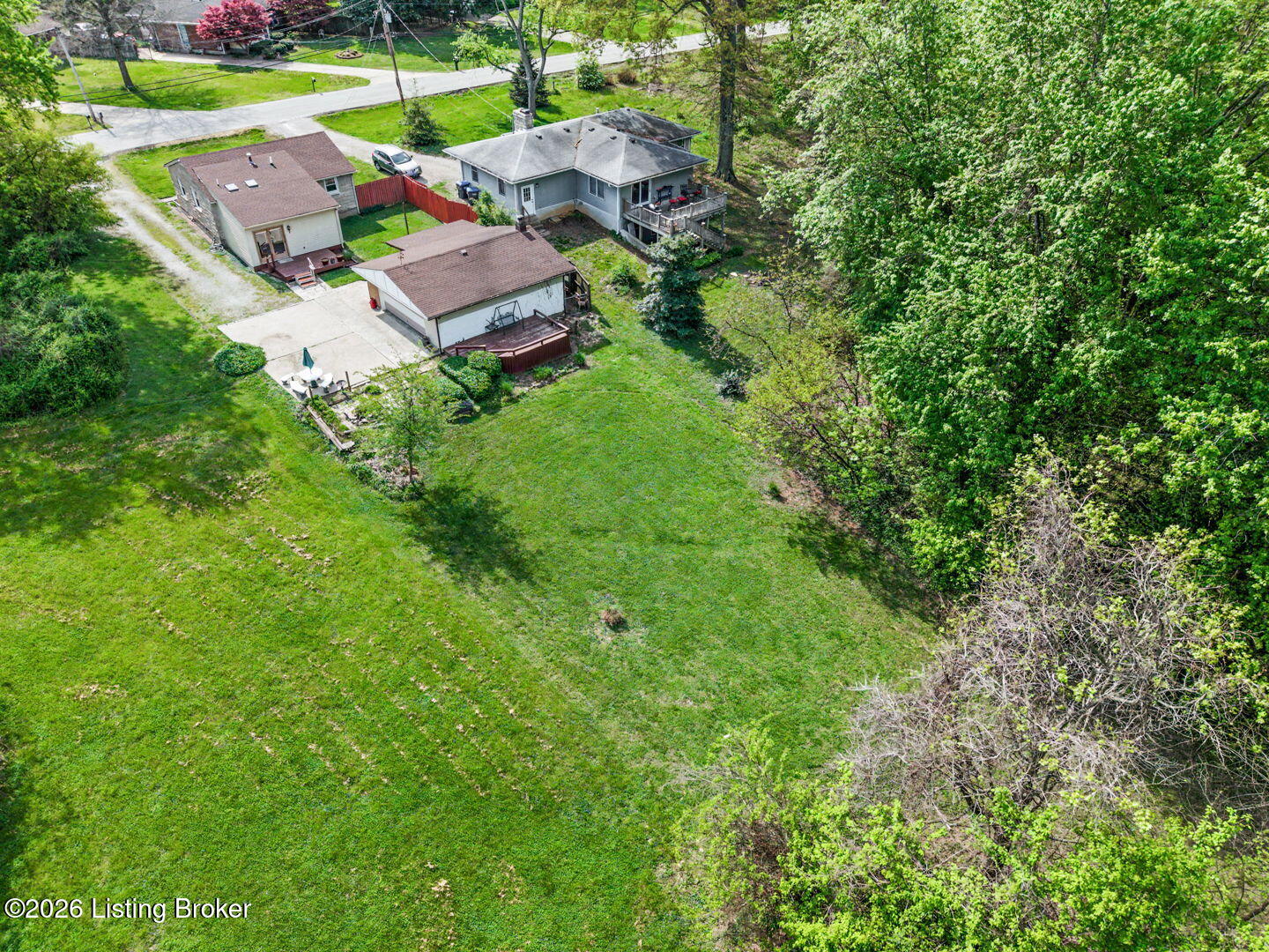 7304 Rutledge Road Louisville, KY 40258 - Photo 35 of 41 35-web-or-mls-7304-rutledge-road-35
