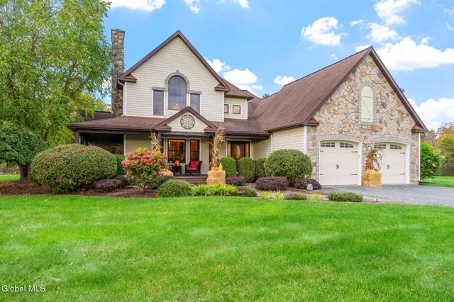 $1,400,000 | 737 Muitzeskill Road, Schodack, NY 12156