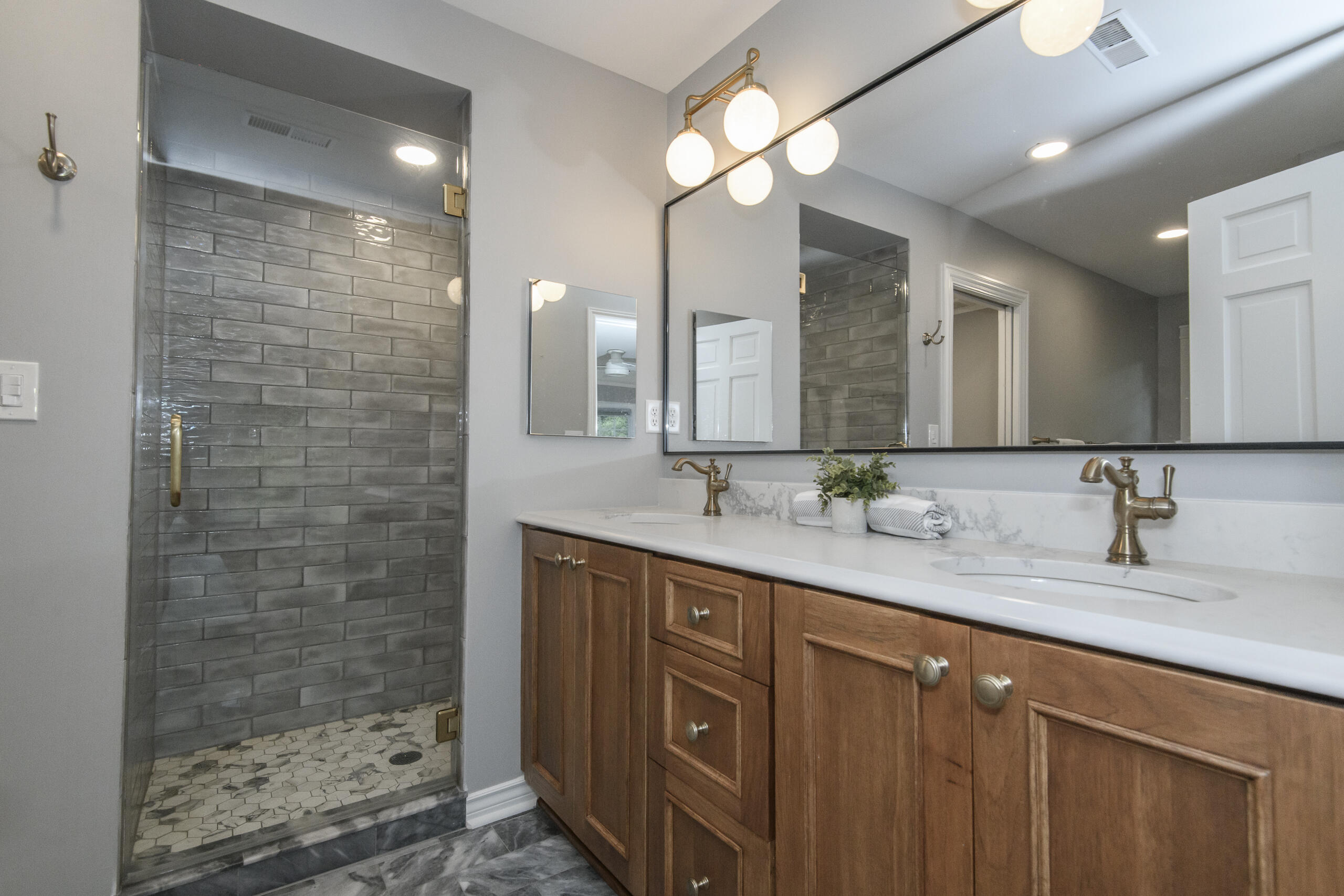 15025 Westover Road Elm Grove, WI 53122 - Photo 61 of 84 15025 Westover-61