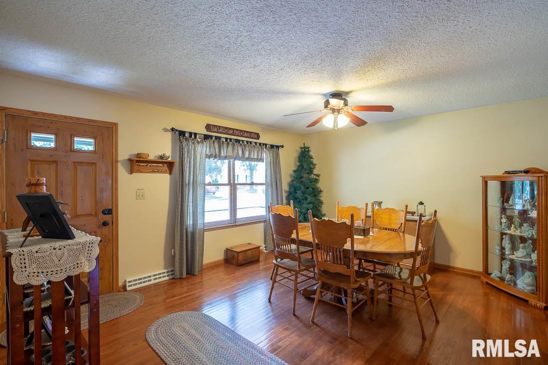 1613 Northwest 9th Street Clinton, IA 52732 - Photo 5 of 19 Gallery Image 5