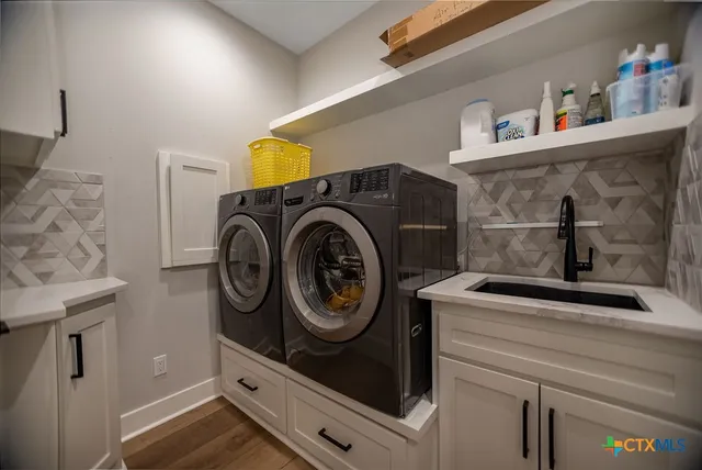 $509,000 | 107 Opal Way, Port Lavaca, TX 77979