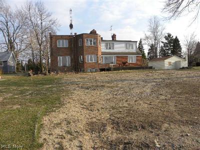 12117 West Lake Road Vermilion, OH 44089 - Photo 7 of 8 Gallery Image 7