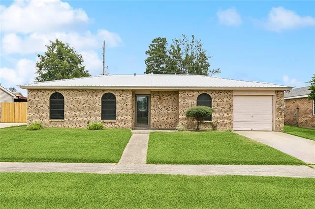 $175,000 | 387 Highland Drive, Laplace, LA 70068