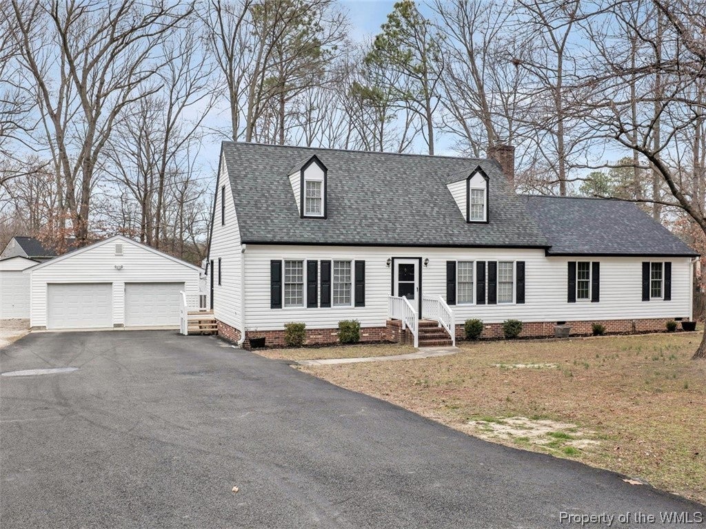 10910 Drayton Road Chester, VA 23831 - Photo 3 of 39 Gallery Image 3
