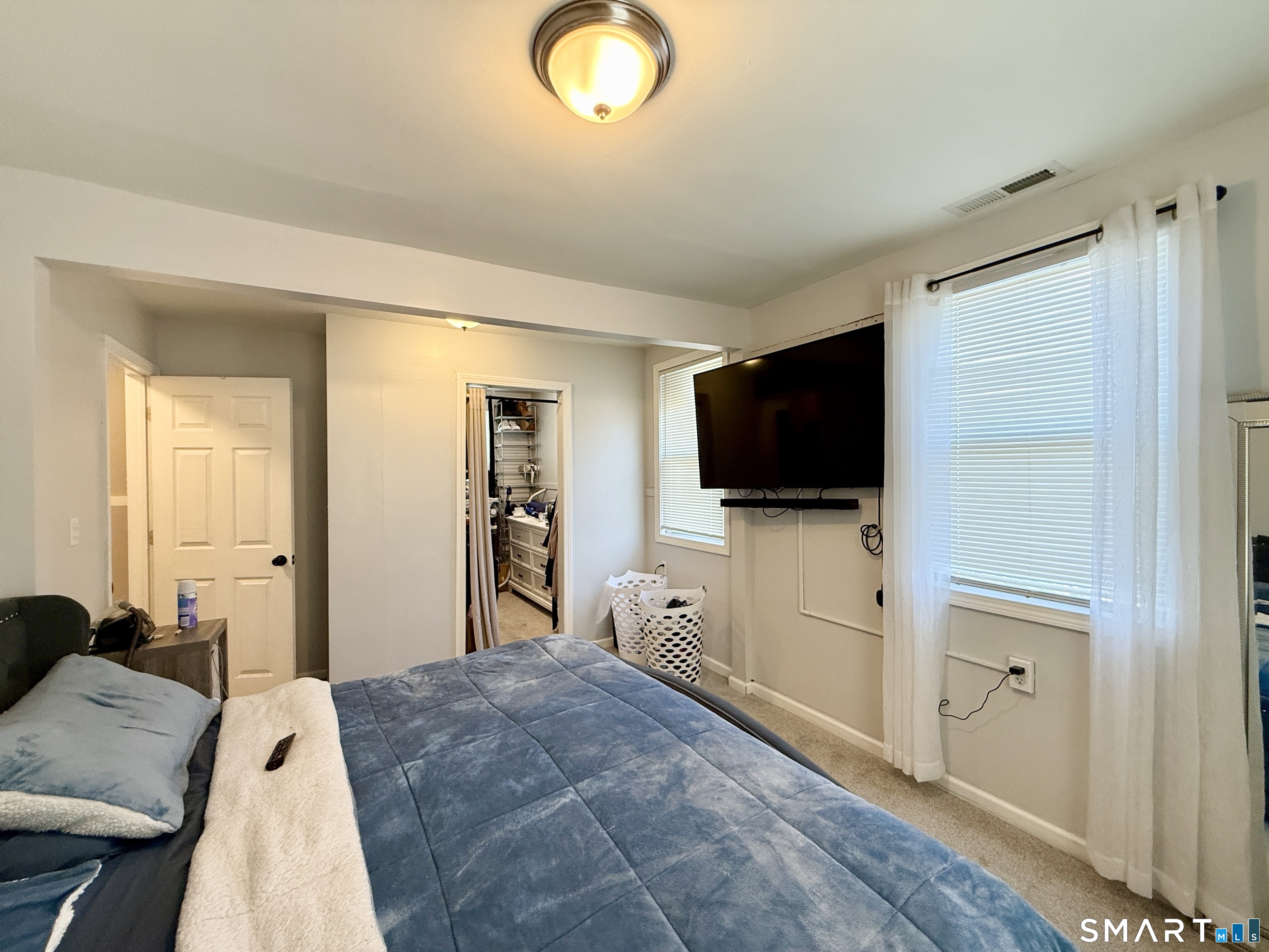 11 Silver Street Meriden, CT 06450 - Photo 19 of 32