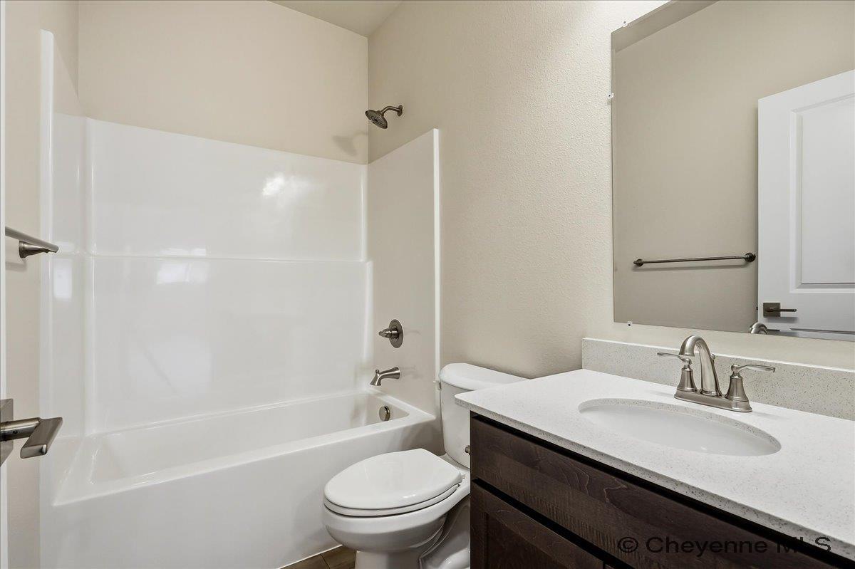 5823 Liz Ranch Road Cheyenne, WY 82007 - Photo 23 of 32 Gallery Image 23