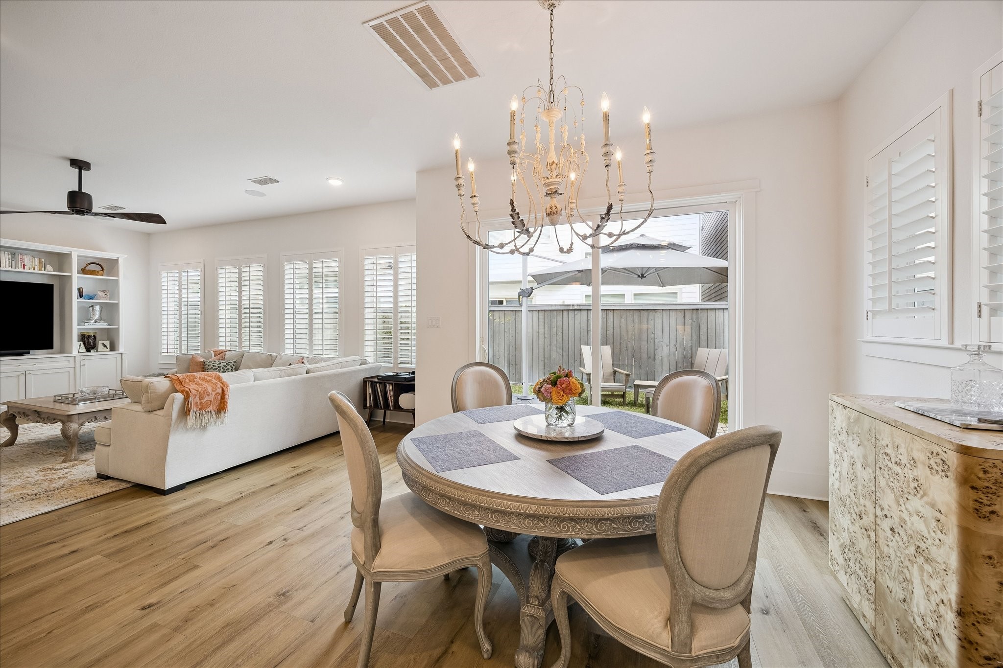 2512 Swang Pl. Houston, TX 77008 - Photo 13 of 46