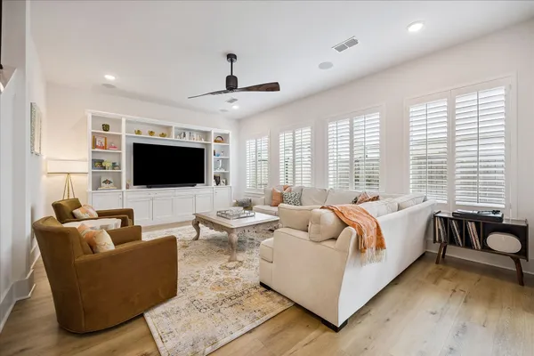 $699,000 | 2512 Swang Pl., Houston, TX 77008