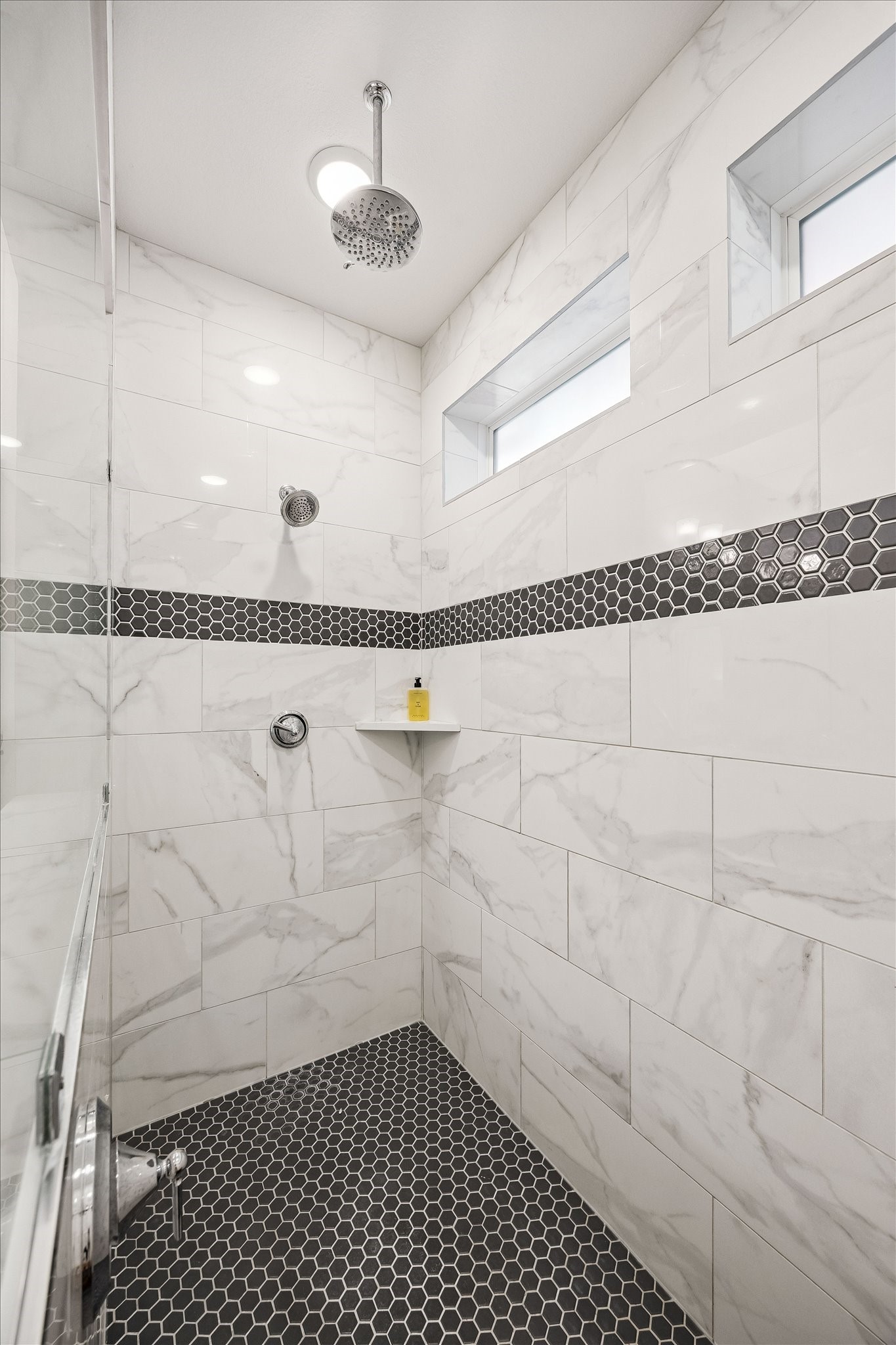 2512 Swang Pl. Houston, TX 77008 - Photo 27 of 46