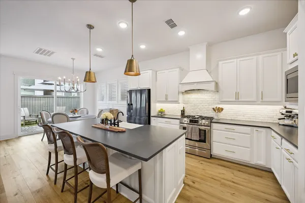 $699,000 | 2512 Swang Pl., Houston, TX 77008