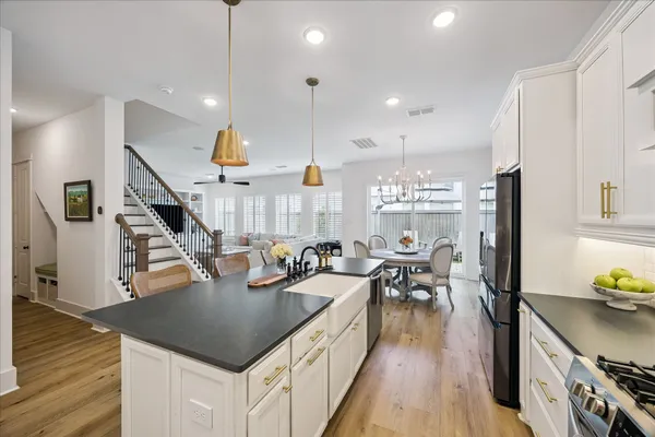 $699,000 | 2512 Swang Pl., Houston, TX 77008