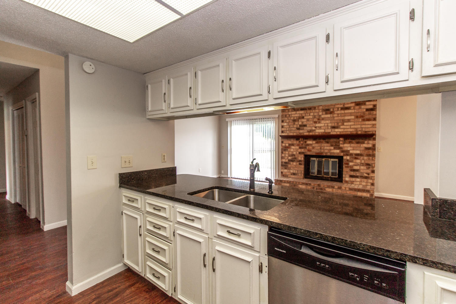 103 Tomahawk Drive Summerville, SC 29486 - Photo 11 of 18 IMG_2274