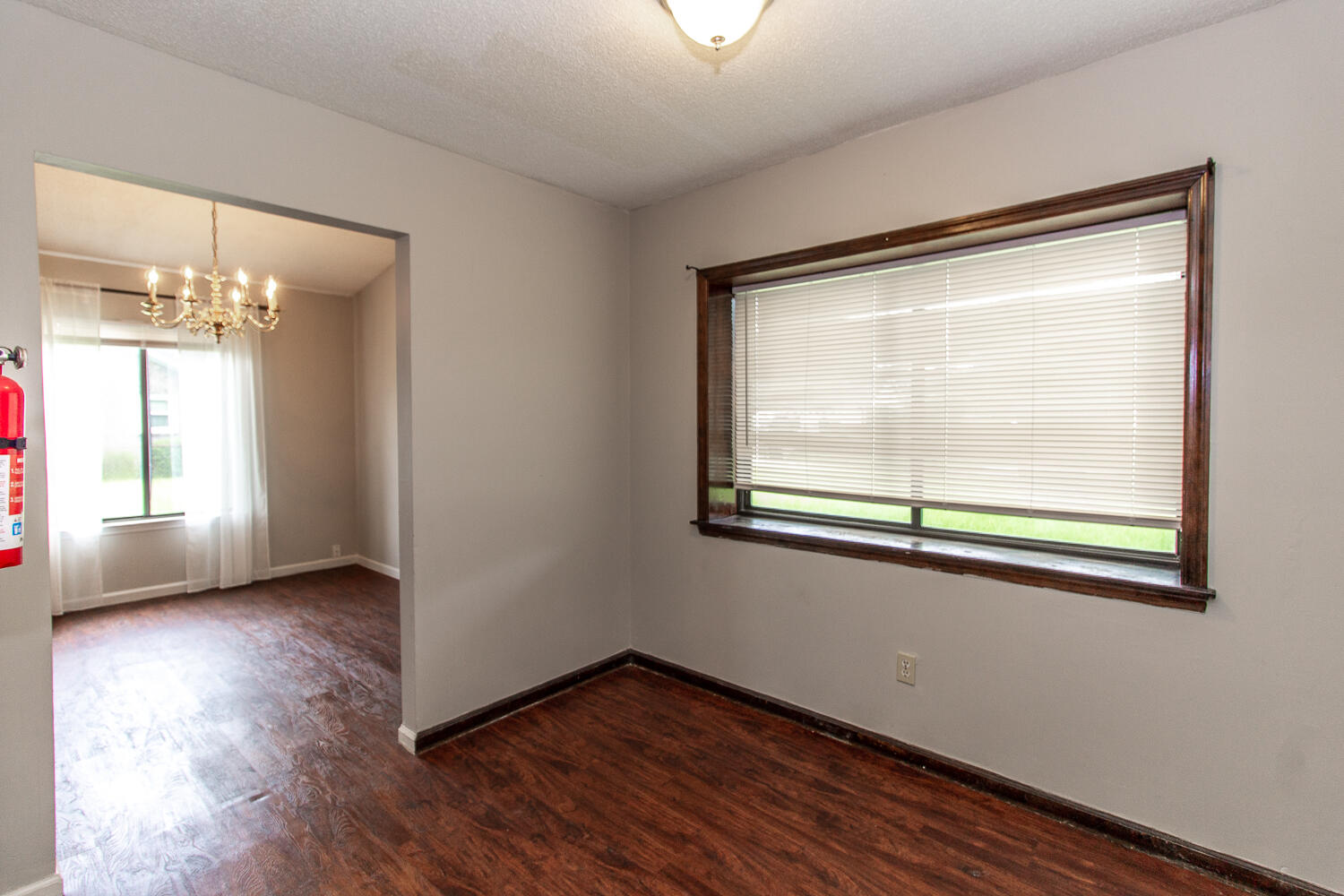 103 Tomahawk Drive Summerville, SC 29486 - Photo 6 of 18 IMG_2269