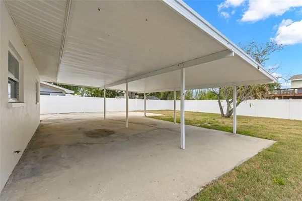 $599,000 | 125 Carlyle Drive, Palm Harbor, FL 34683