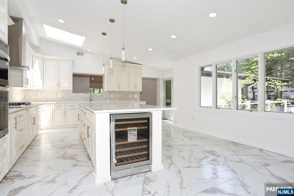 51 Mill Rd Extension Woodcliff Lake, NJ 07677 - Photo 13 of 50