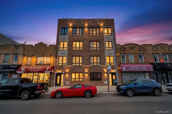 $1,999,888 | 125-11 101st Avenue | South Richmond Hill