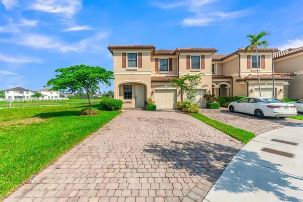 $669,000 | 3401 West 94th Terrace, Hialeah, FL 33018