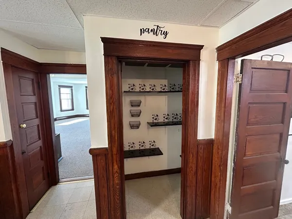 $2,350 | 31 Chrome Street, Unit 3, Worcester, MA 01604