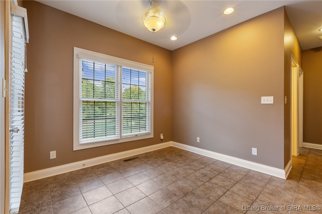 6201 Cherry Grove Court Georgetown, IN 47122 - Photo 20 of 87