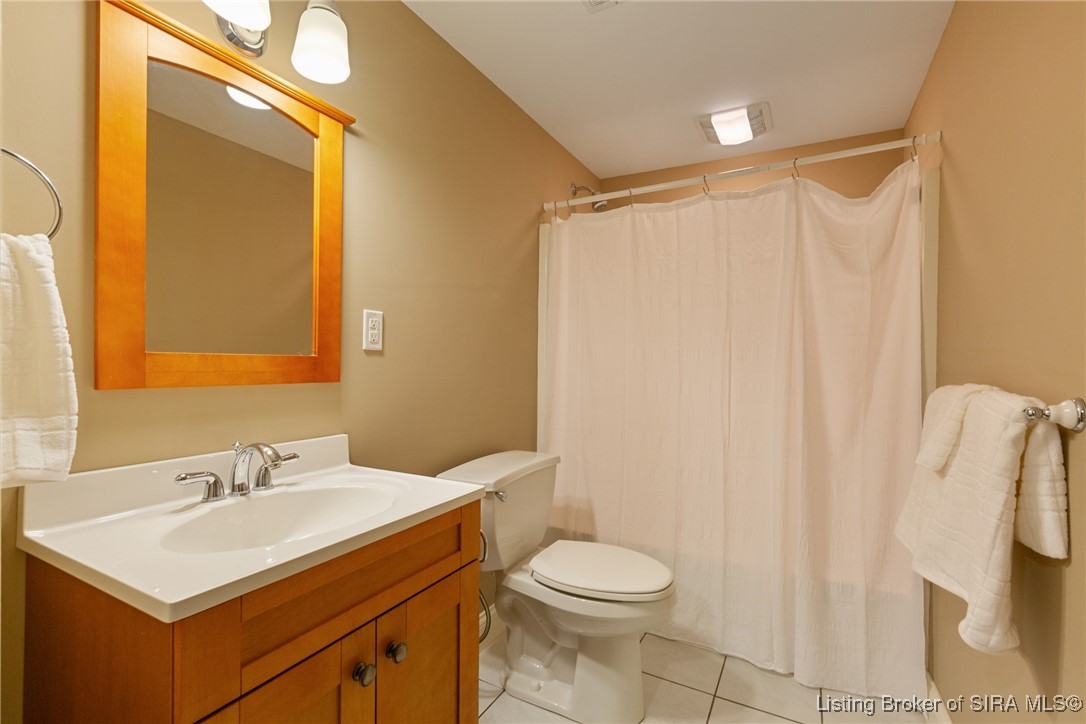 6201 Cherry Grove Court Georgetown, IN 47122 - Photo 60 of 87 Full bathroom